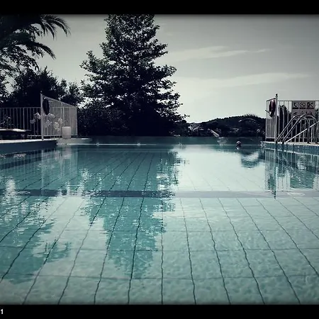 Zorbas Family House Troulos