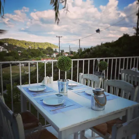 Zorbas Family House 3* Troulos