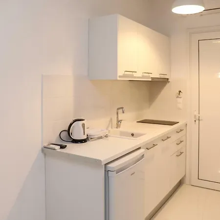 Hotel Zorbas Family House Troulos