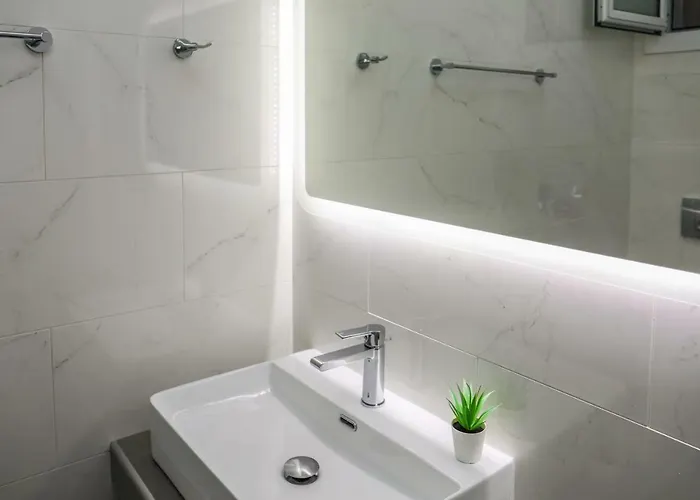 Hotel Zorbas Family House Troulos