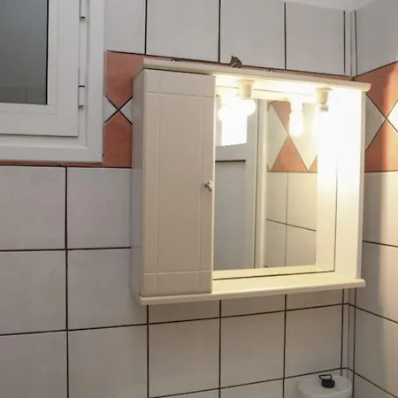Zorbas Family House Hotell
