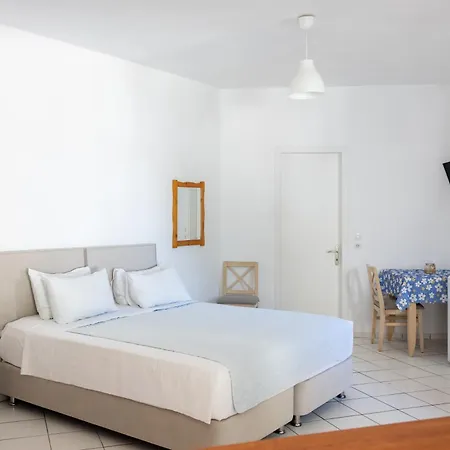 Zorbas Family House 3* Troulos