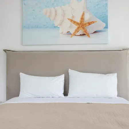 Zorbas Family House Hotel 3*