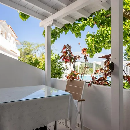 Hotell Zorbas Family House 3*