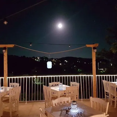 Zorbas Family House Hotell Troulos