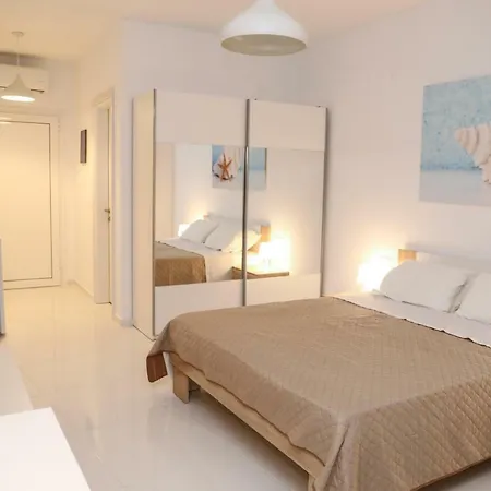 Zorbas Family House 3* Troulos