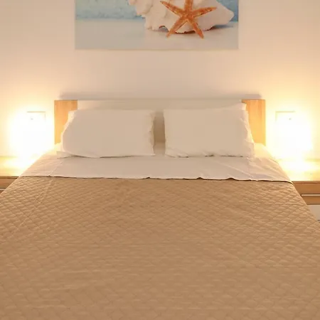 Hotel Zorbas Family House