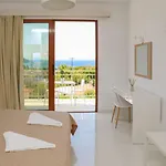 Hotel Zorbas Family House Troulos