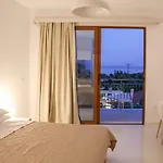 Hotel Zorbas Family House